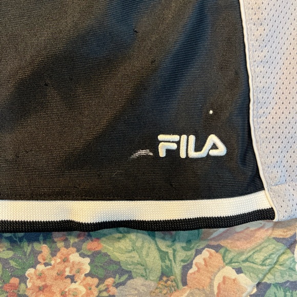 VINTAGE FILA SHORTS - Picture 3 of 5